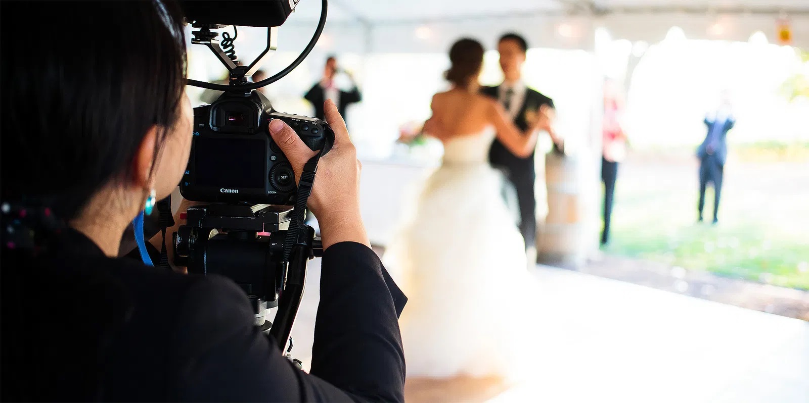 5 Tips To Choose The Best From Wedding Videographers in Melbourne ...