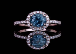 SAPPHIRE ENGAGEMENT RING