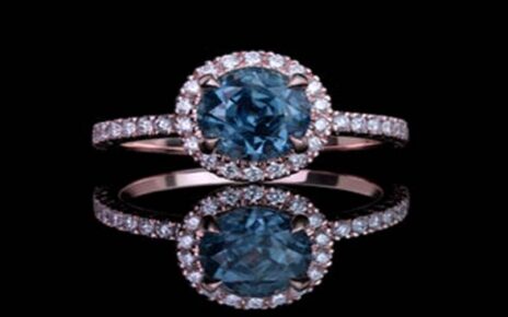 SAPPHIRE ENGAGEMENT RING