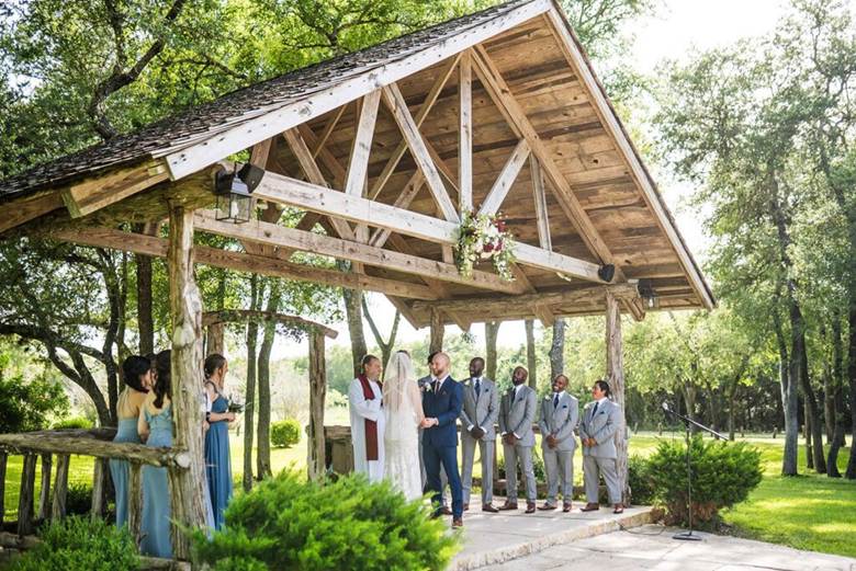 Affordable Wedding Venue Ideas for Central Texas Couples